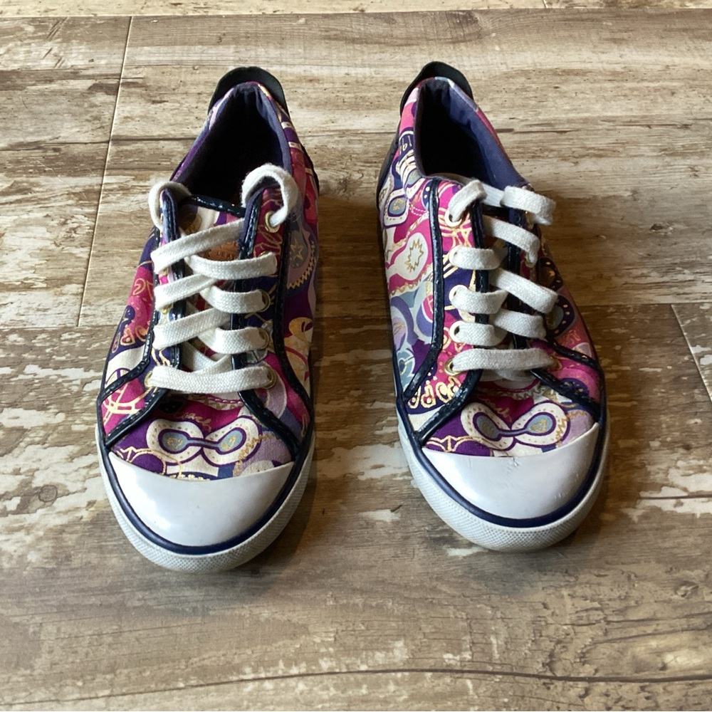 Women’s Purple Patterned Low-Top Casual Sneakers - Picture 4 of 8